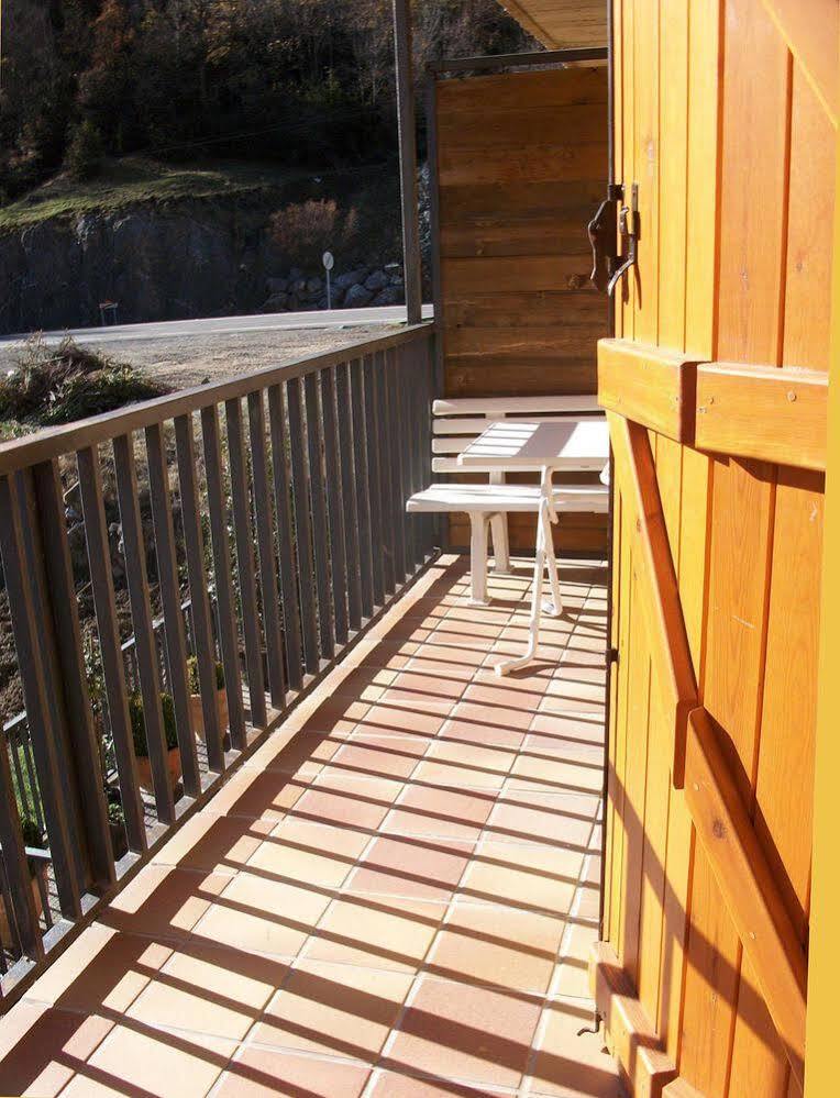 Apartamentos 3000 Escarrilla Exterior foto